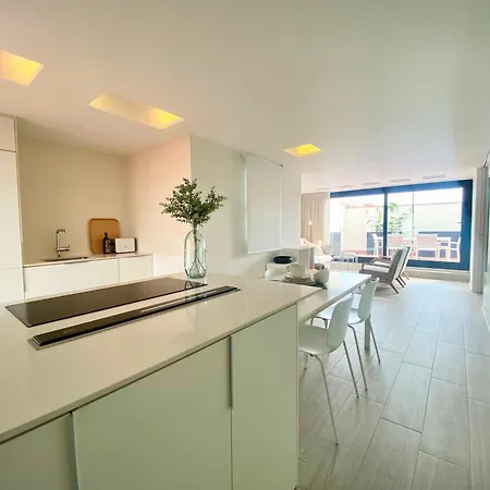 Apartment Modern Penthouse With Views Near Paseo De Gracia By Myrentalhost